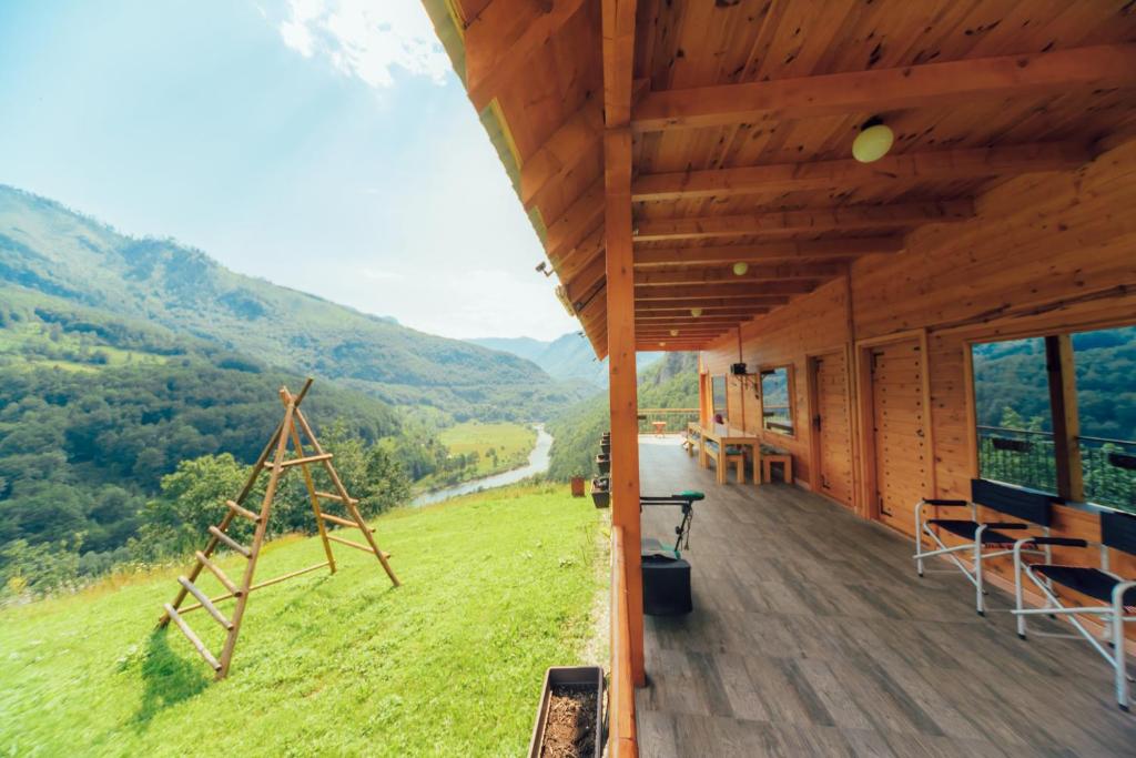 Paesaggio naturale nelle vicinanze dello chalet