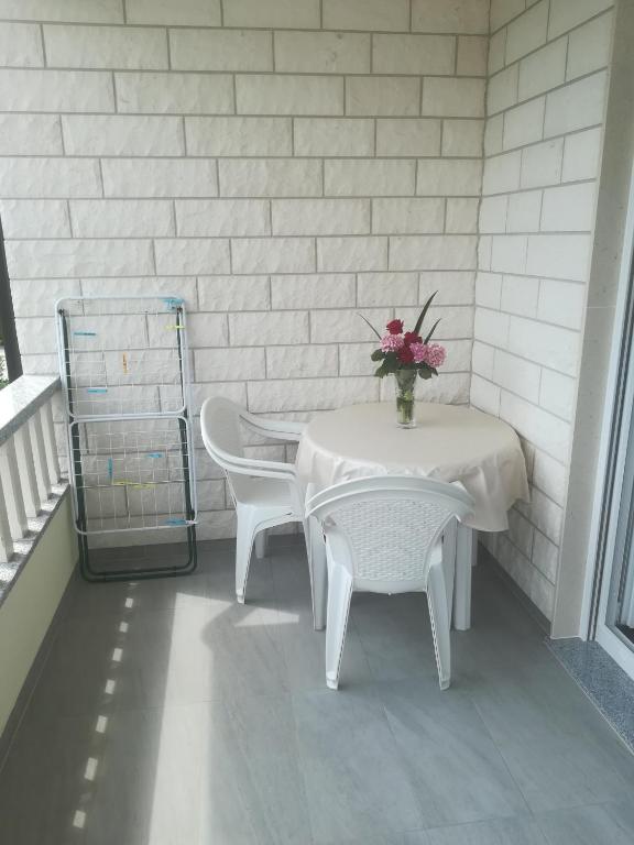 Balkón alebo terasa v ubytovaní Apartmani Ivka