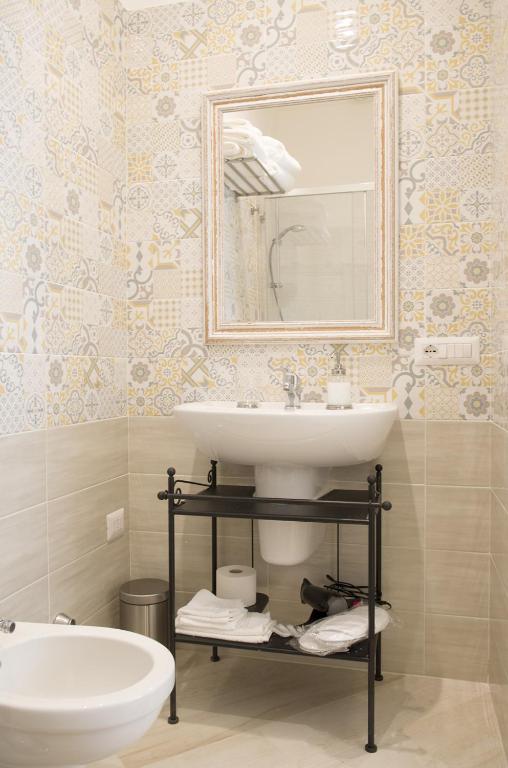 Kúpeľňa v ubytovaní Palazzo Spasiano rooms - SORRENTO CENTER