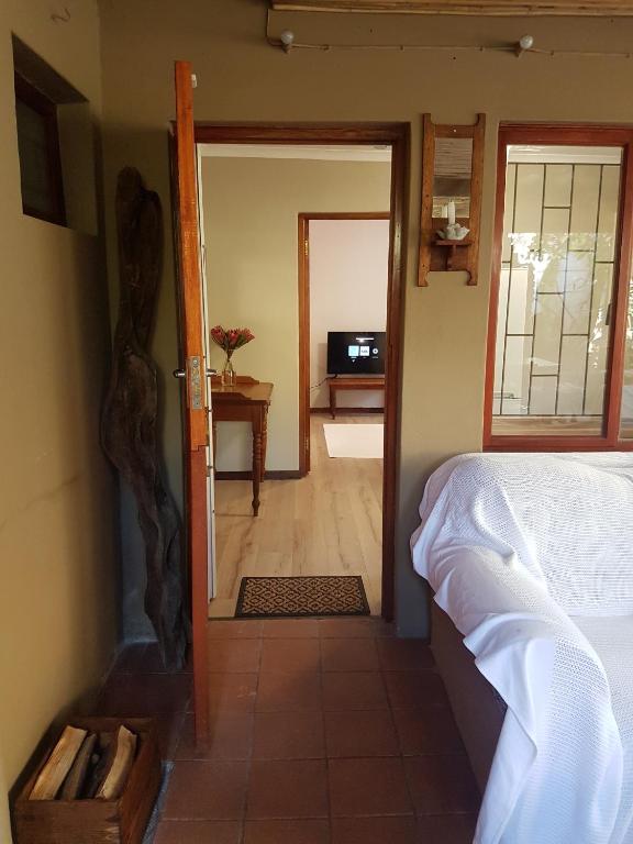 Protea Cottage - Image 12
