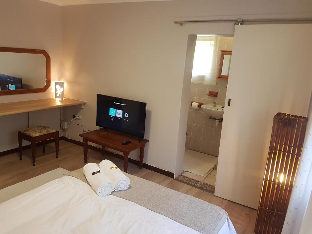Protea Cottage - Image 22