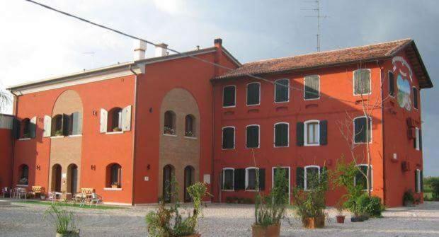 Budova, kde se the country house nachází