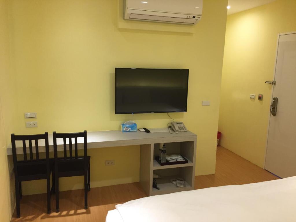 TV a/nebo společenská místnost v ubytování Taimali Hotel