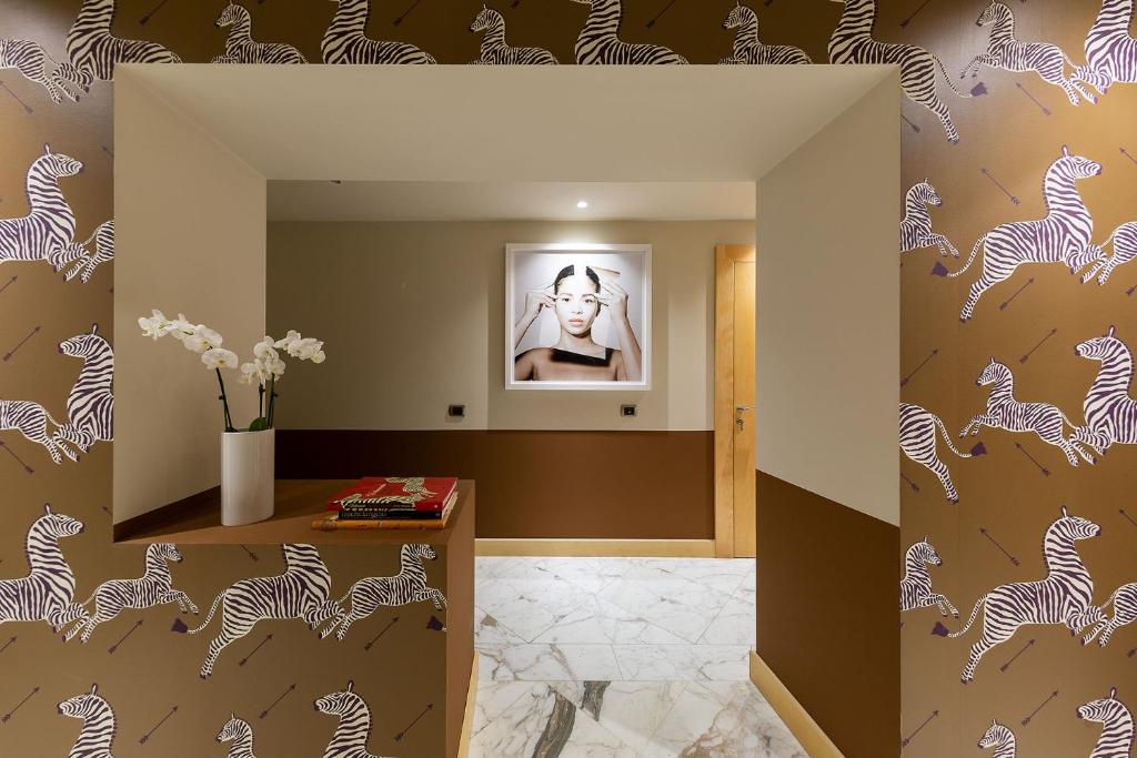 A bathroom at Zebra Naviglio