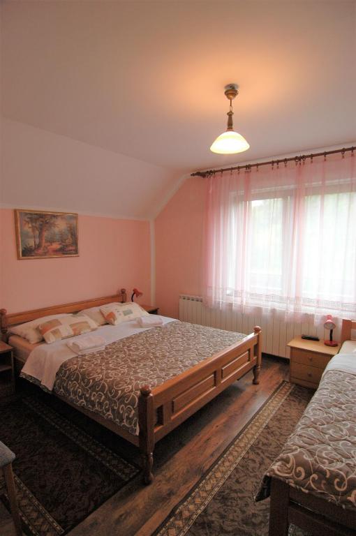 Plitvice Rooms Family Glumac - 13