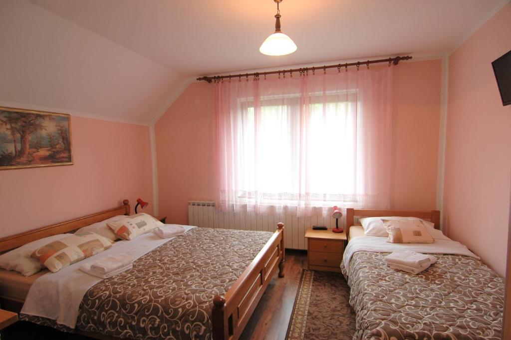 Plitvice Rooms Family Glumac - 10