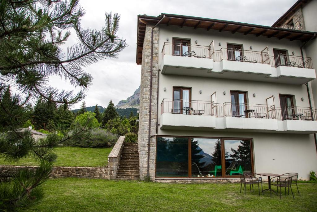 Budova, kde se hotel nachází