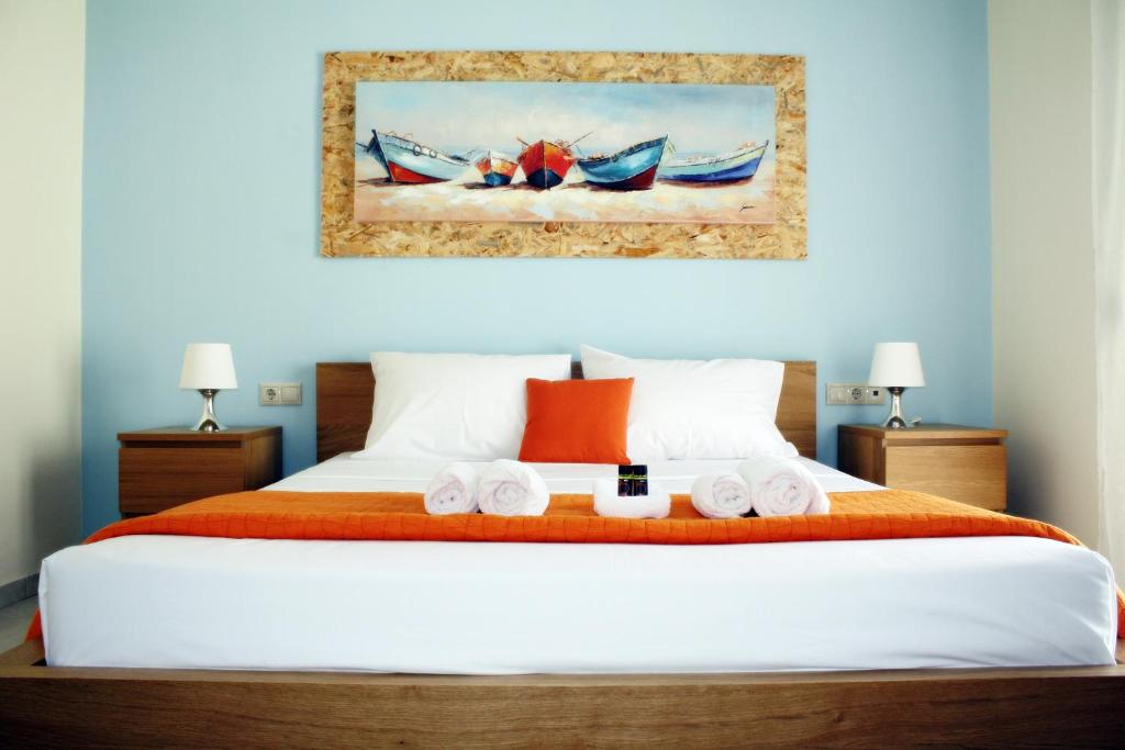 A Niko's Place - Housity