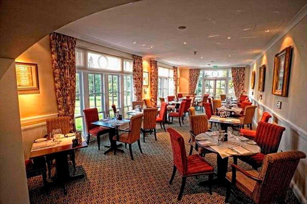 Restaurace v ubytování West Lodge Park