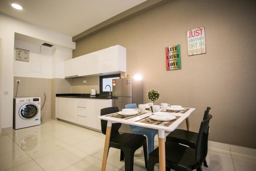 Kuchyň nebo kuchyňský kout v ubytování Econest Apartment By The one - Educity Nusajaya