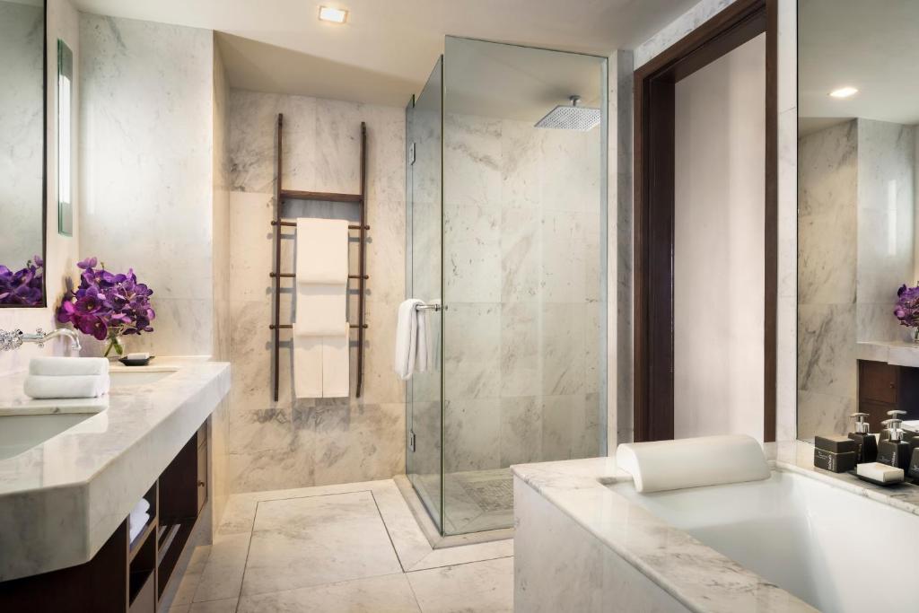 Anantara Riverside Bangkok Resort - 15