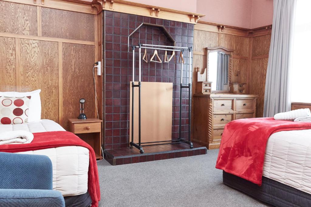 Admiral Court Motel & Apartments - Resim 38