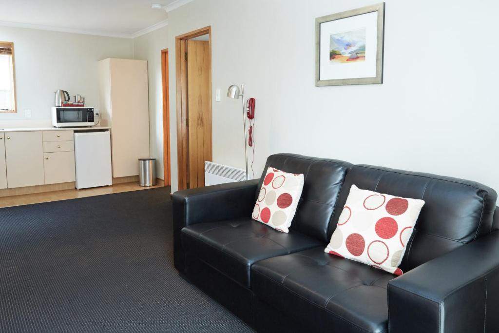 Admiral Court Motel & Apartments - Resim 17