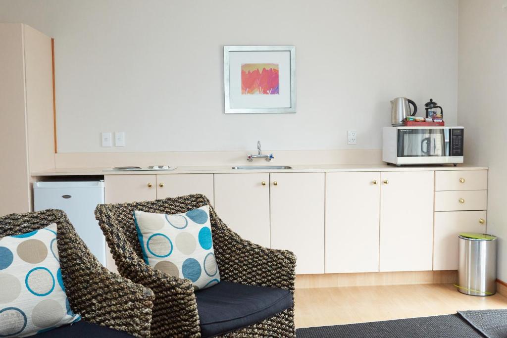 Admiral Court Motel & Apartments - Resim 33