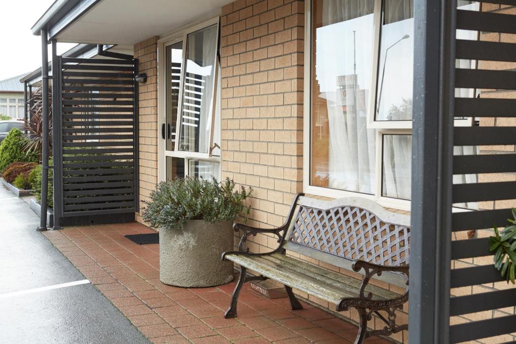 Admiral Court Motel & Apartments - Resim 28