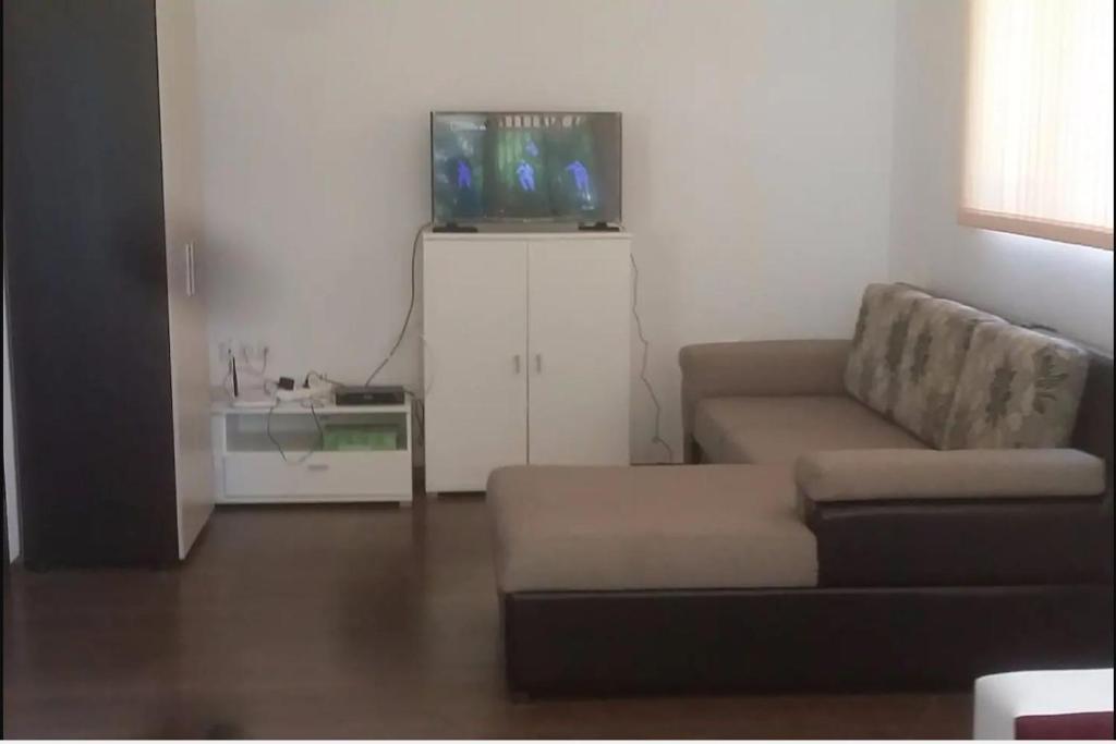 Студио Тони, Byala (updated prices 2024)