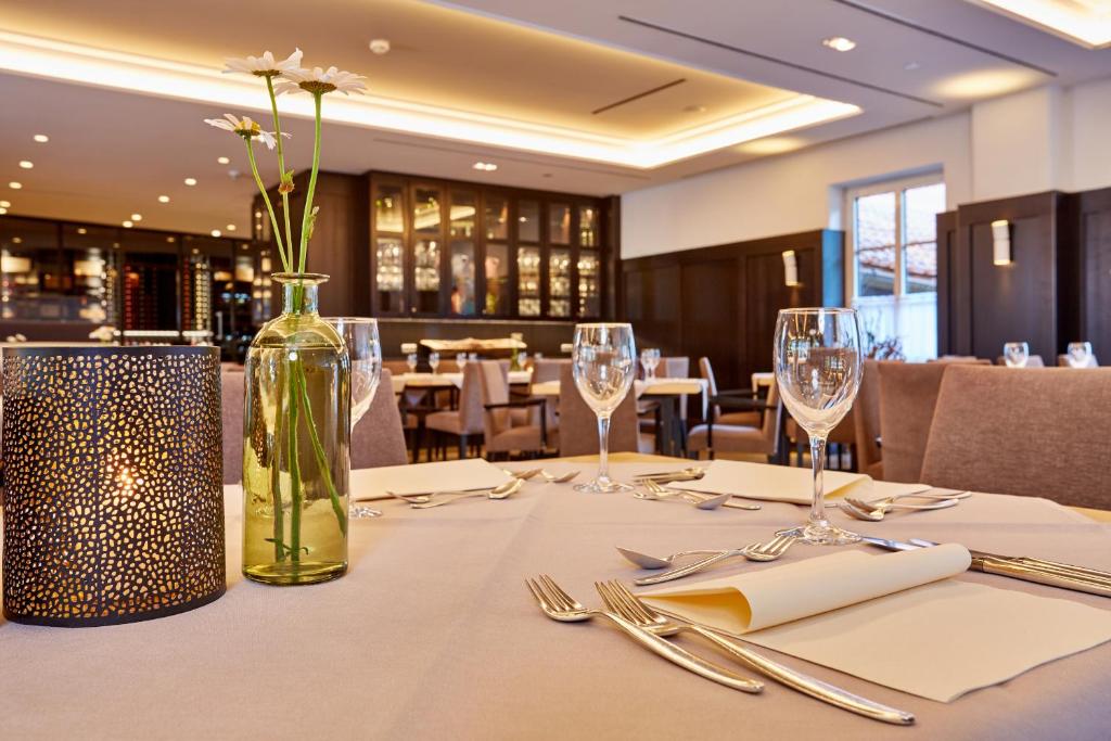 Nápoje v ubytování Hotel am Badersee