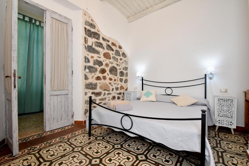 B&B Sa domo de sos Massaios - Habitación Doble Sin Ventanas Y Con Baño Privado