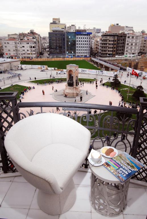 فضای داخلی Taxim Hill Hotel در استانبول - تصویر ۳