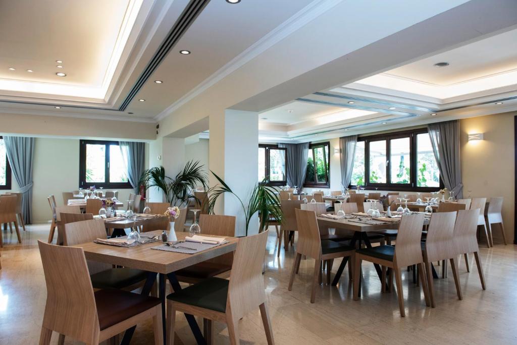 Restaurace v ubytování Miramare