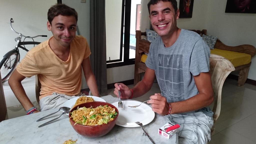 Comida en o cerca de este hostal o pensión