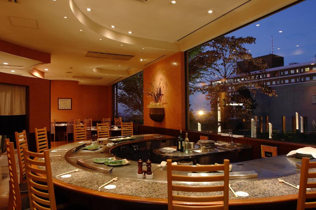 Restaurace v ubytování Kanazawa Kokusai Hotel