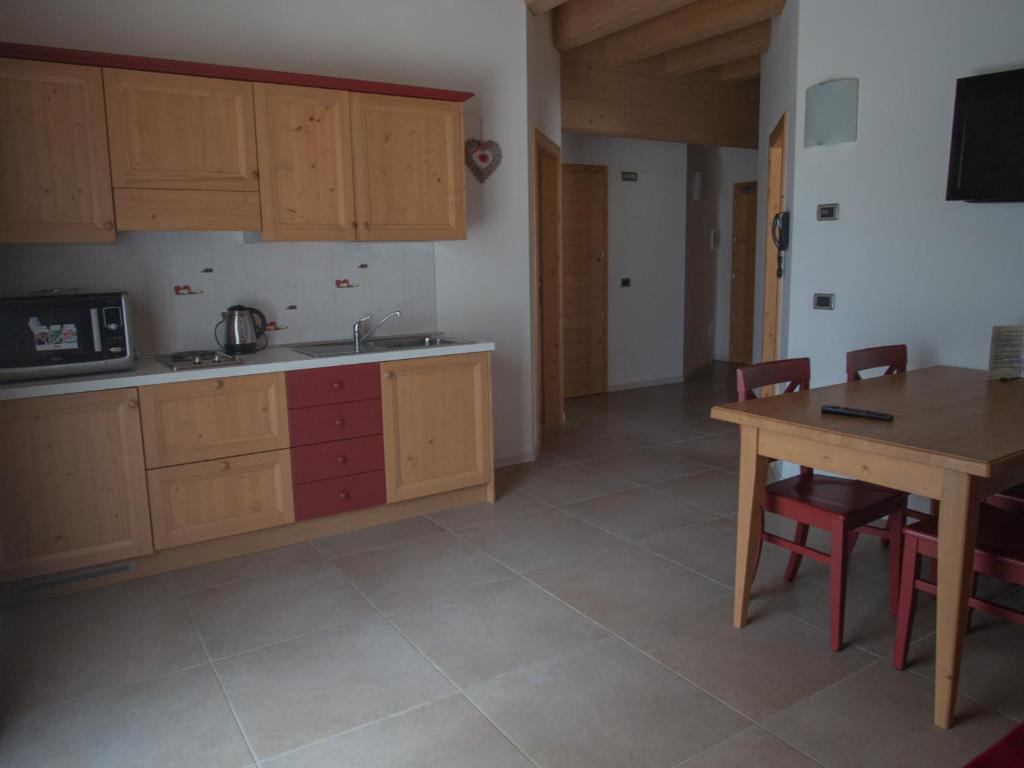 Kuchyň nebo kuchyňský kout v ubytování RTA Hotel Le Vallene