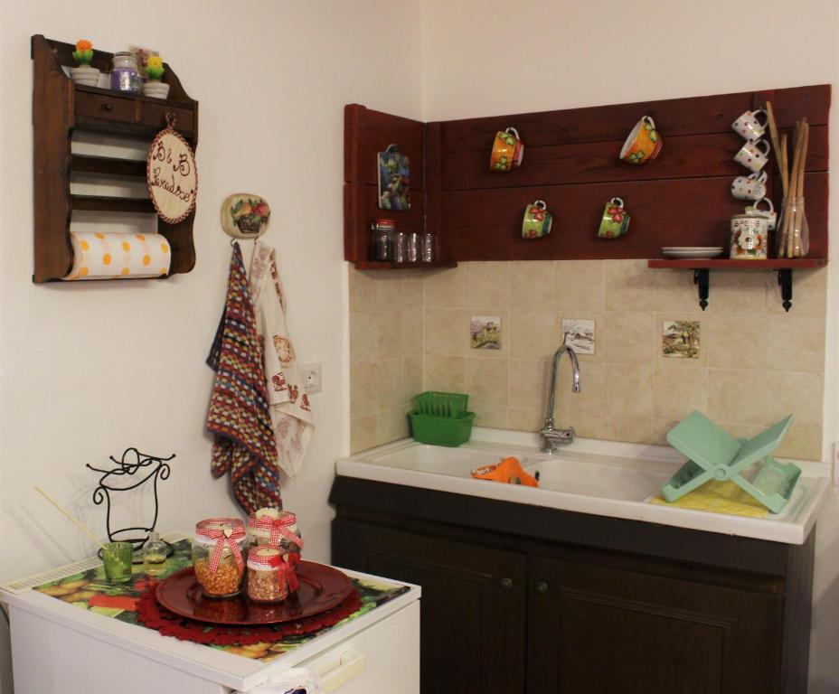 Kuchyň nebo kuchyňský kout v ubytování B&B Paradiso