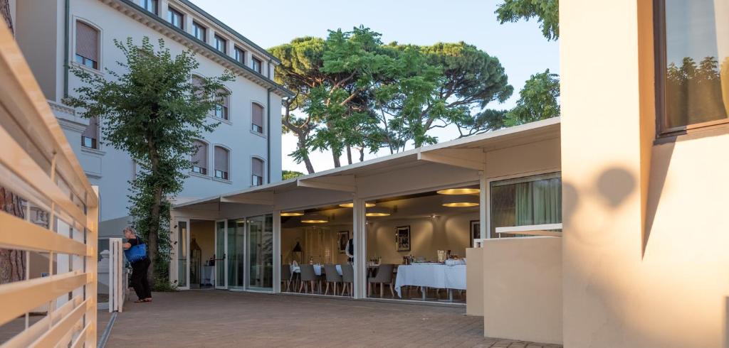 Budova, kde se hotel nachází