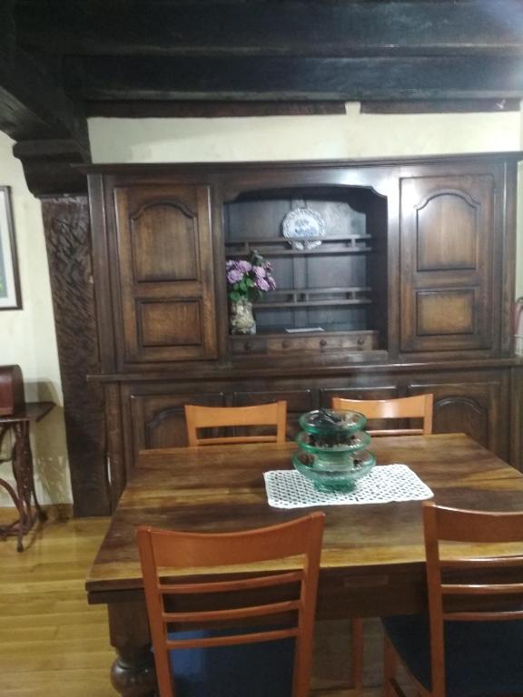 TV a/nebo společenská místnost v ubytování Casa Batit