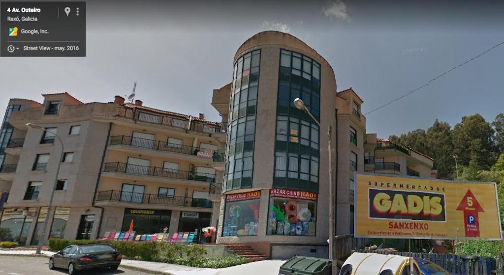 Budova, v ktorej sa apartmán nachádza