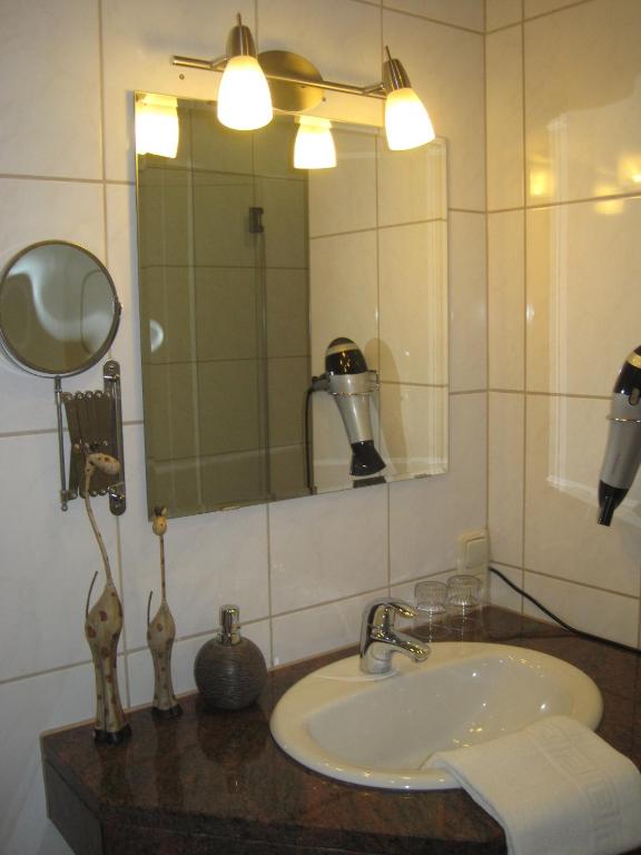 Koupelna v ubytování Landhotel Ewerts