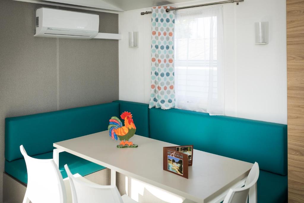 Camping les Acacias - Mobile Home (6 Adults)