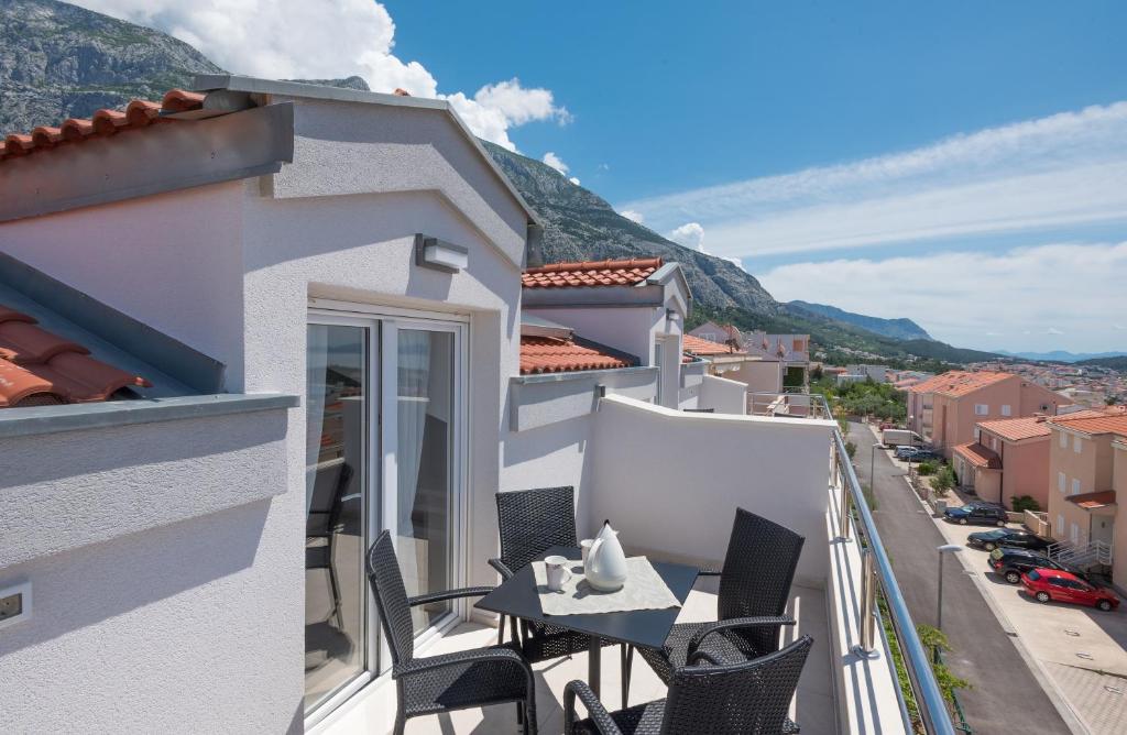 Výhľad na hory alebo výhľad na hory priamo z apartmánu