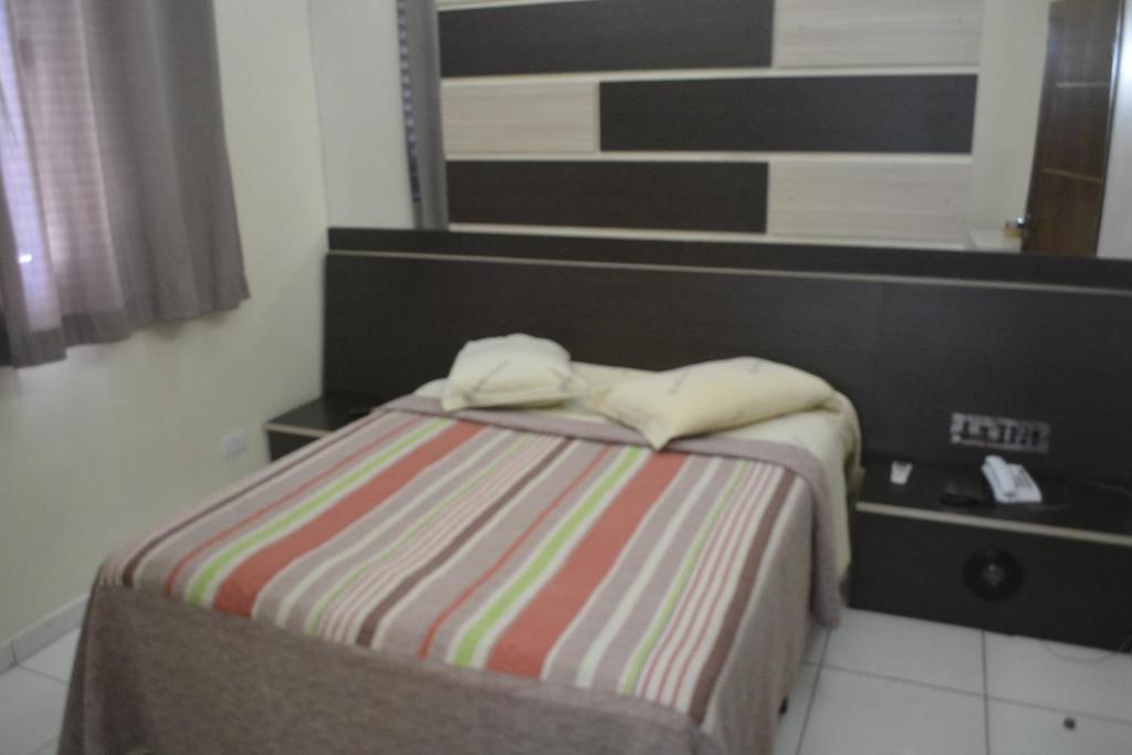  Hotel Calstar