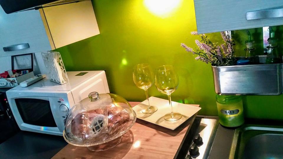 Kuchnia lub aneks kuchenny w obiekcie Corte Degli Aranci House