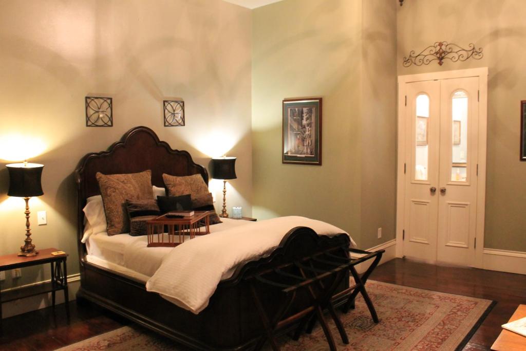 Grand Magnolia Ballroom & Suites - Salle De Reine
