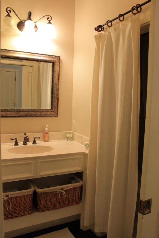 Grand Magnolia Ballroom & Suites - Suite Standard