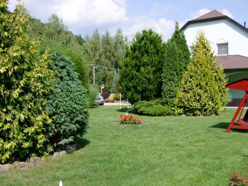 Zahrada ubytování Rajna Apartmanház