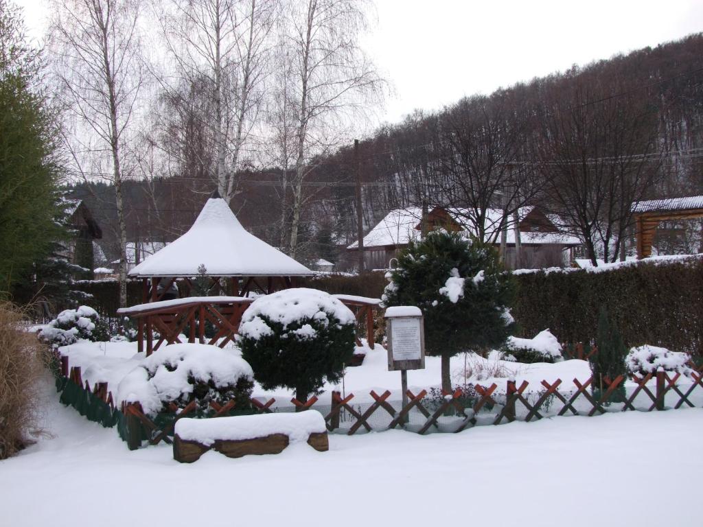 Rajna Apartmanház v zimě