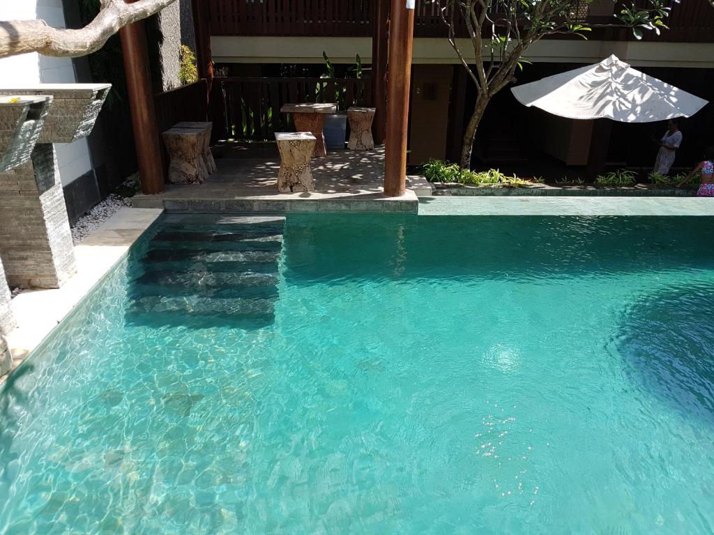 Bazén v ubytování Narisha Guesthouse nebo v jeho okolí