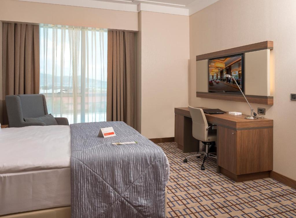 Ramada Plaza by Wyndham Rize - 2