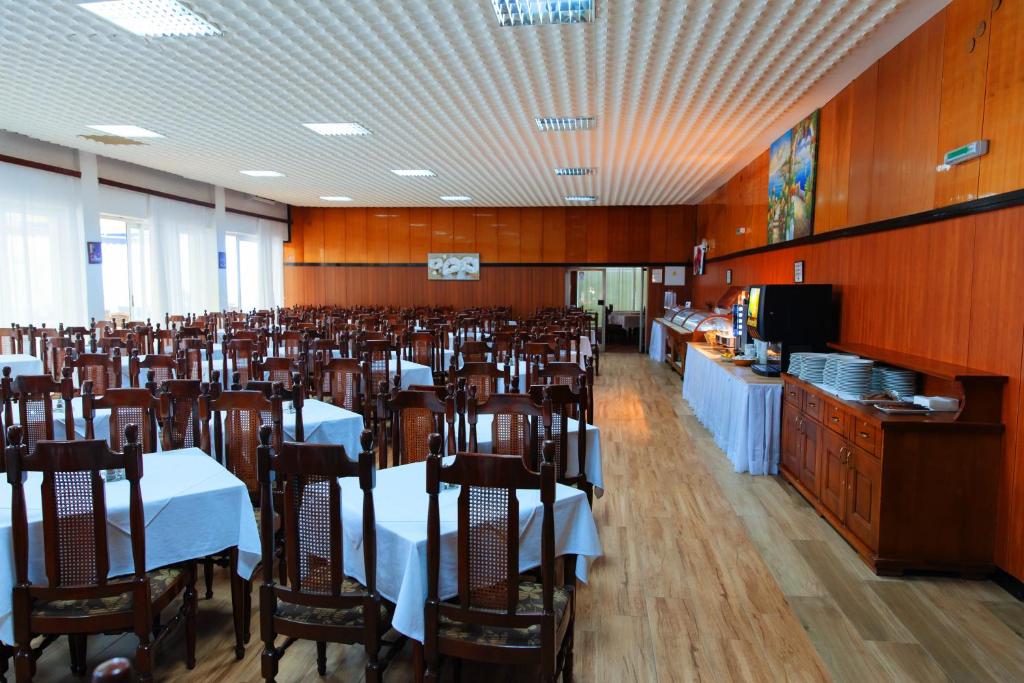 Restaurace v ubytování CORPUS B - Hotel Albatros