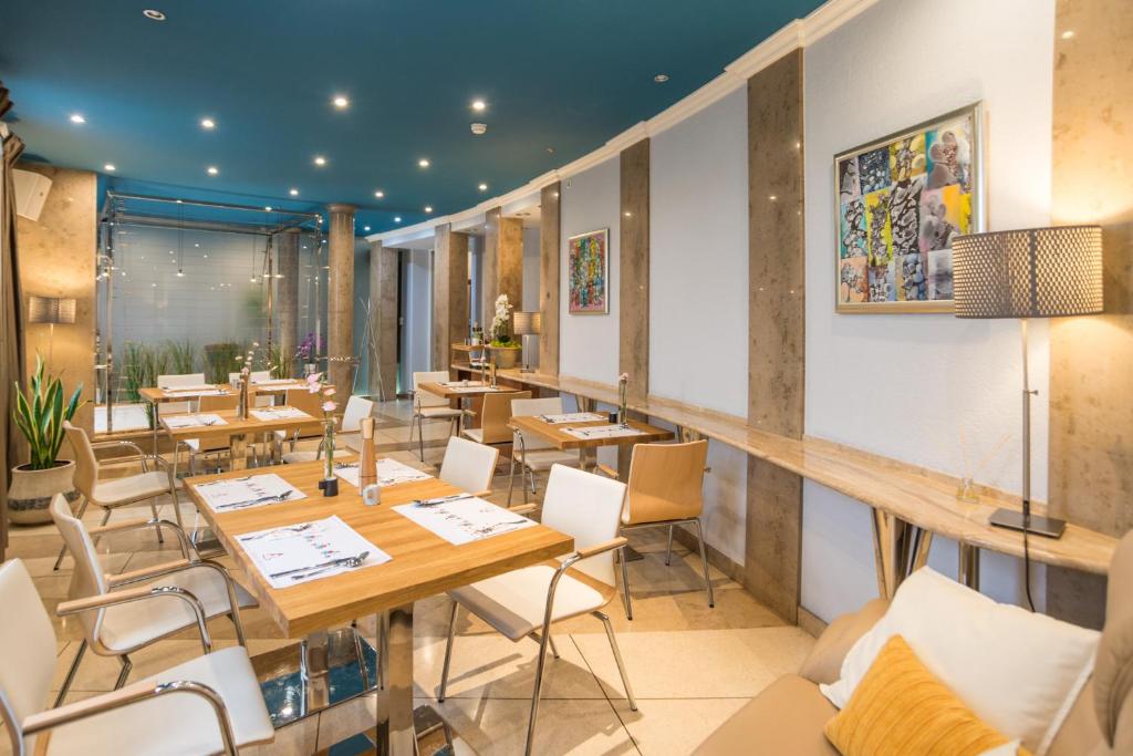 Blue Swan - Resim 28