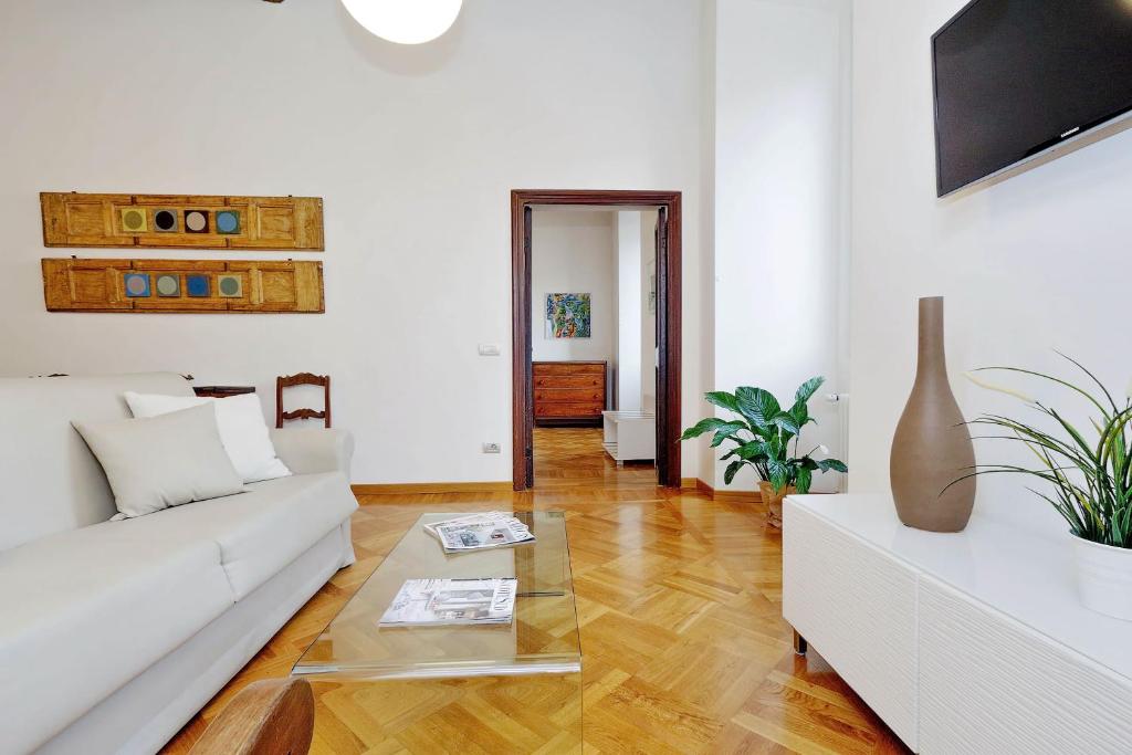 Telewizja i/lub zestaw kina domowego w obiekcie Giulia Charme - My Extra Home