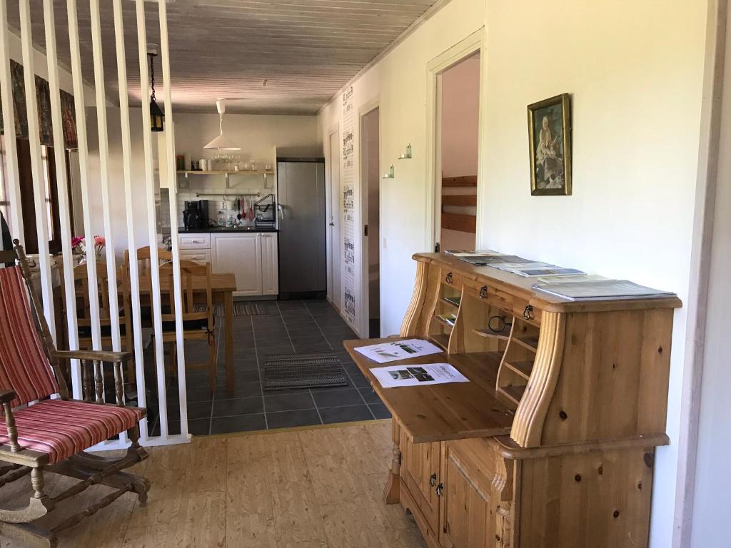 Kuchyň nebo kuchyňský kout v ubytování Tuvagård B&B Vindhästar
