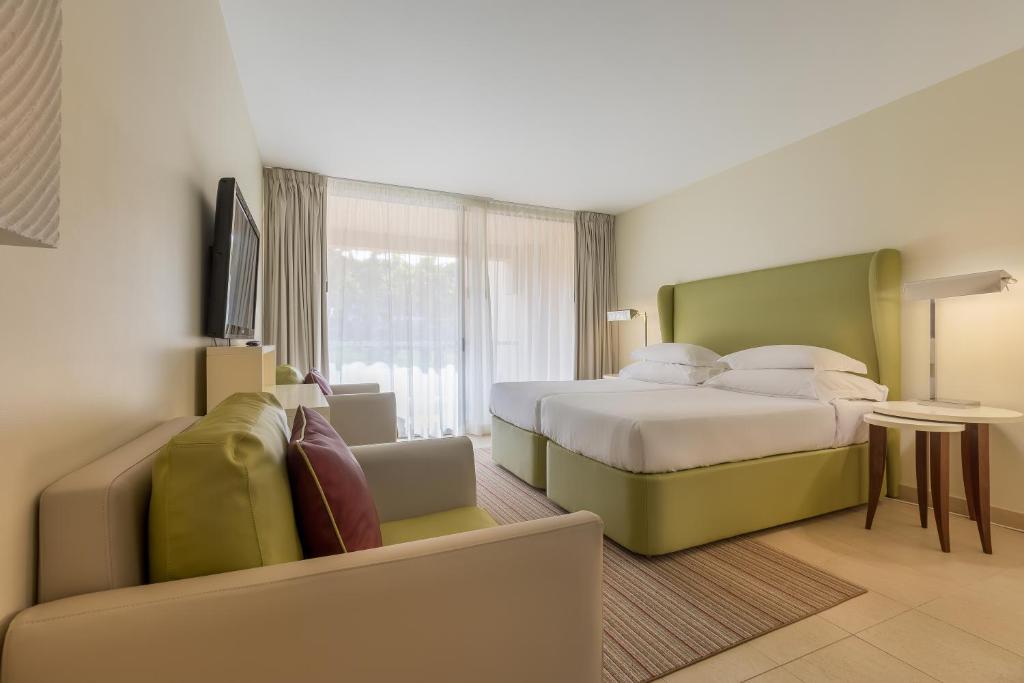 
Family Room (4 persons)
