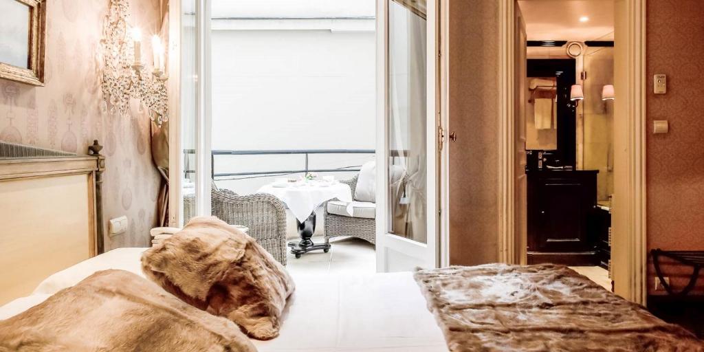 Hôtel Chateaubriand - Resim 22