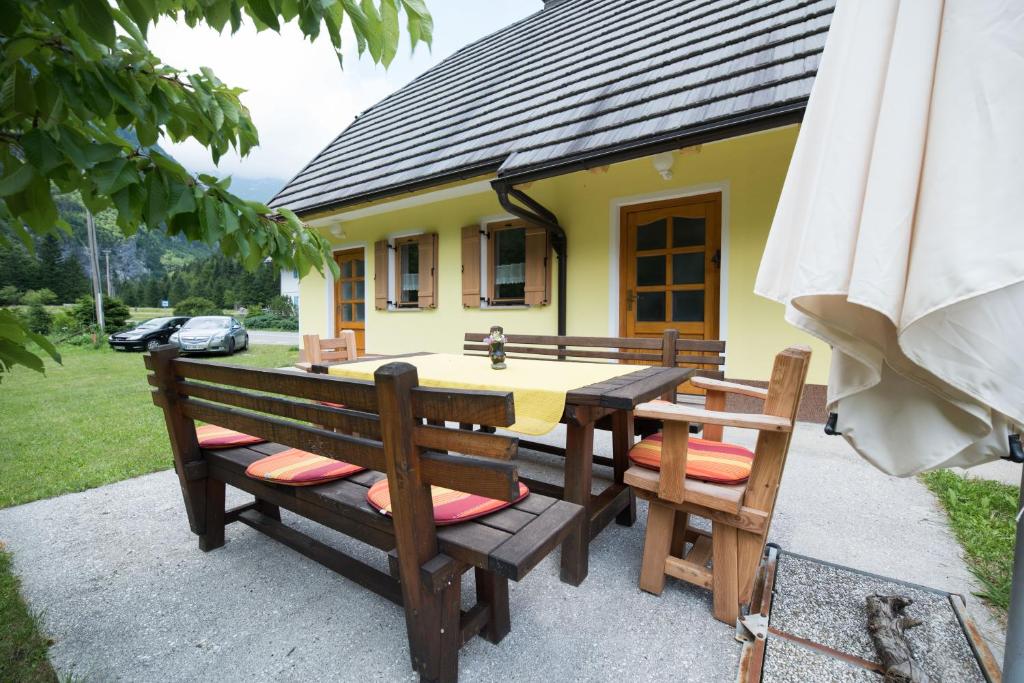 Budova, kde se prázdninový dům nachází