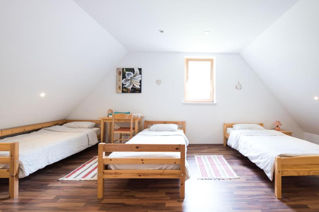 Postel nebo postele na pokoji v ubytování Yellow house